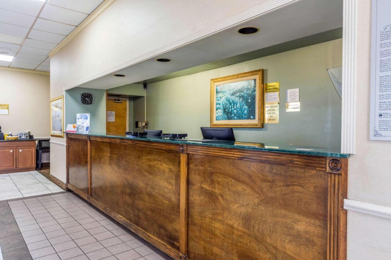Econo Lodge Baton Rouge Prairieville Exteriör bild